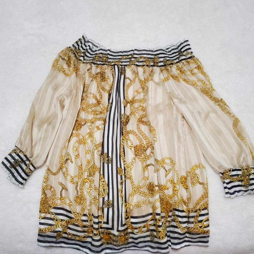 Beautiful mid sleeve shirt